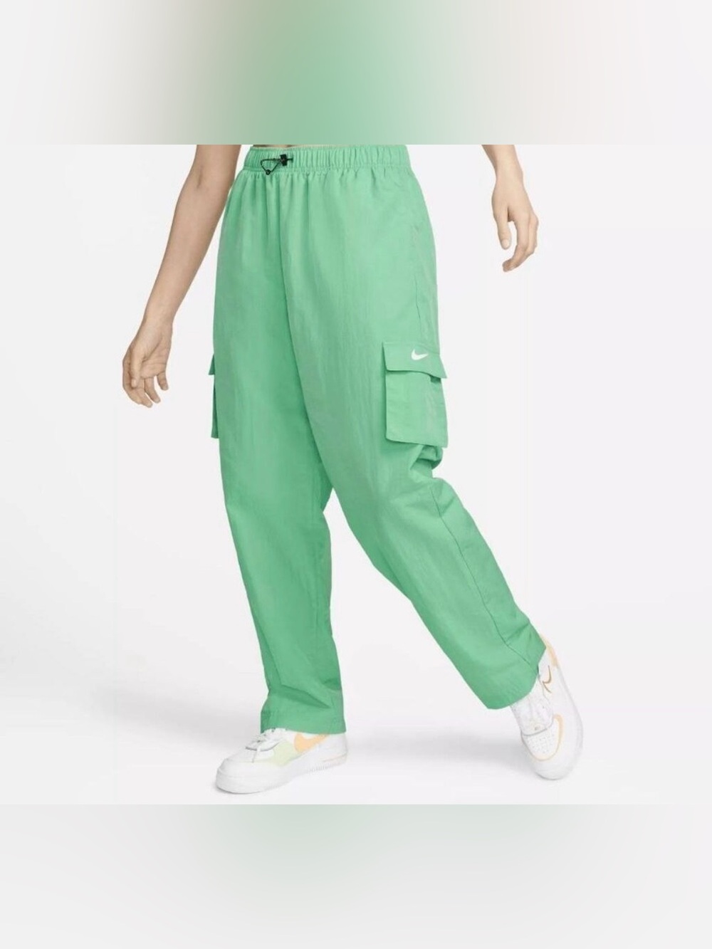 NWOT Nike Track Cargo Pants
